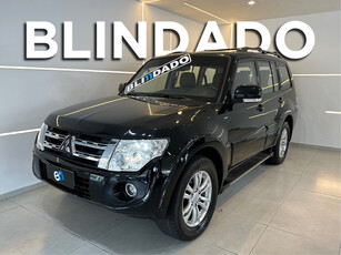 Mitsubishi Pajero Full 3.8 HPE 4X4 V6 24V GASOLINA 4P AUTOMÁTICO