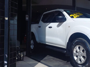 Nissan Frontier 2.3 S Cab. Dupla 4x4 4p 6 marchas