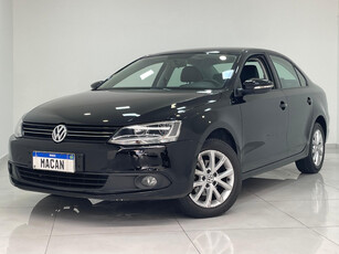 Volkswagen Jetta 2.0 Comfortline Flex 4p Automática