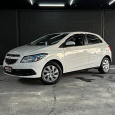 Chevrolet Onix HATCH LT 1.4 8V FlexPower 5p Mec. 2013