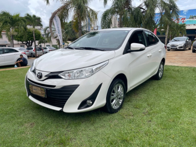 Toyota Yaris Sedán 1.5 Flex 16V 4p Mec.