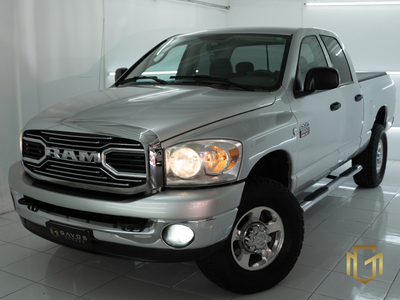 Dodge Ram 2500 Heavy Duty 5.9 SLT CD 4x4