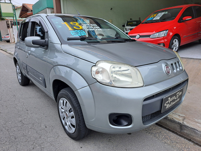 Fiat Uno Uno Vivace 1.0 8V (Flex) 4p