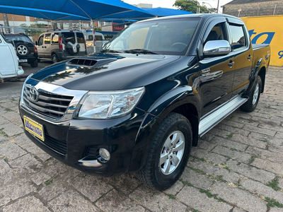 Toyota Hilux Caminhonete 3.0 16V 4P 4X4 SRV TURBO DIESEL CABINE DUPLA AUTOMÁTICO