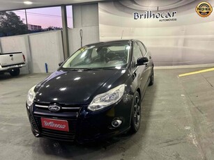 Ford Focus Sedan Titanium 2.0 16V PowerShift 2015