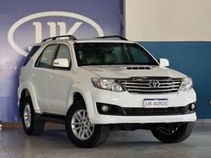 Toyota SW4 SRV 3.0 4X4 (7 Lugares) 2013