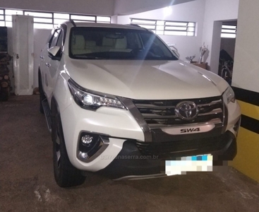 HILUX SW4 2.8 SRX 4X4 DIAMOND 16V TURBO DIESEL 4P 7 LUGARES AUTOMATICO 2020