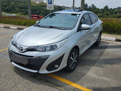 Toyota Yaris Sedán 1.5 Xls Connect 16v Cvt 4p