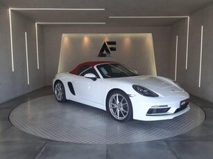 Porsche 718 Boxster 2.0 2024