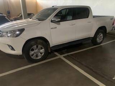 TOYOTA HILUX 2.8 SRV 4X4 CD 16V DIESEL 4P AUTOMÁTICO