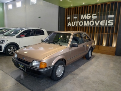 ESCORT 1.8 GL 8V GASOLINA 2P MANUAL 1990