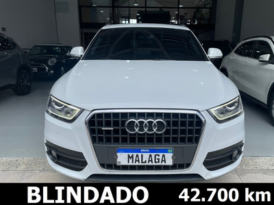 Audi Q3 2.0 Tfsi Attraction S-tronic Quattro 5p