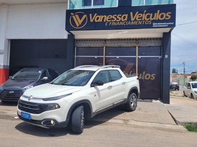 Fiat Toro Volcano 2.0 diesel AT9 4x4 2017