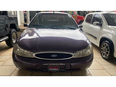 Ford Mondeo Sedan CLX 1.8 16V 1998