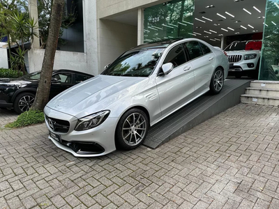 Mercedes-Benz C 63 AMG 4.0 V8 TURBO GASOLINA SEDAN 4P AUTOMÁTICO