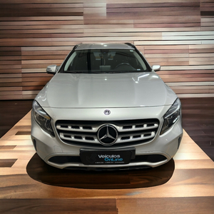 Mercedes-Benz GLA 200 Gla