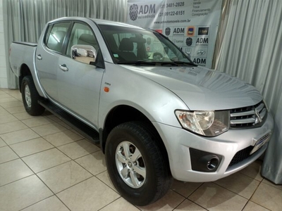 Mitsubishi L200 Triton 3.2 Di-D 4x4 GLX 2012