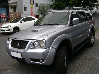 Mitsubishi Pajero Sport HPE 4x4 2.5 (aut) 2007