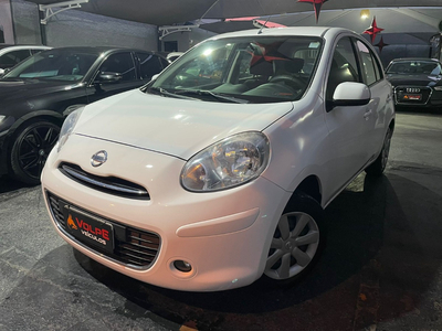 Nissan March 1.0 S 5p