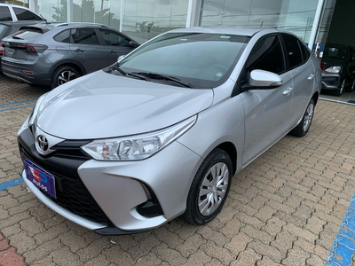 Toyota Yaris Sedán 1.5 Xl 16v Cvt 4p