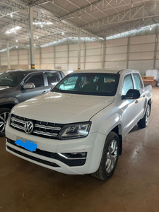 Volkswagen Amarok 3.0 Highline Cab. Dupla V6 4x4 Aut. 4p