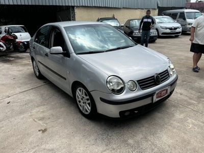 Volkswagen Polo Sedan Comfortline 2.0 8V 2004