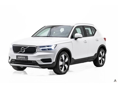 Volvo XC40 2.0 T4 Momentum 2021