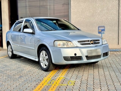 Chevrolet Astra Hatch Advantage 2.0 (Flex) 2009