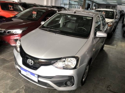 ETIOS HATCH Prata 2020