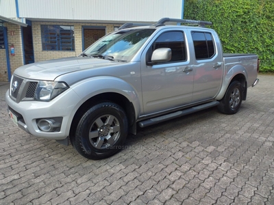 FRONTIER 2.5 SV ATTACK 4X4 CD TURBO ELETRONIC DIESEL 4P AUTOMATICO 2016