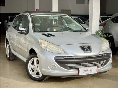 Peugeot 207 Hatch Quiksilver 1.4 8V (flex) (4 p.) 2010