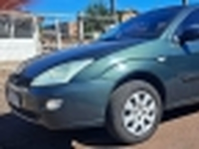 FOCUS 1.8 16V 4P MANUAL 2003