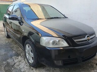 Astra Sedan Advantage 2010 Preto 2.0 8V 140 cv