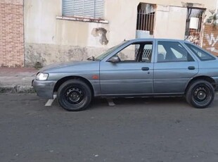 Escort 98 - Comprei por 6.000,00 Vendo por 4.500,00