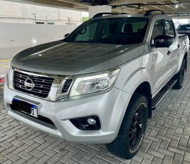 NISSAN FRONTIER LE