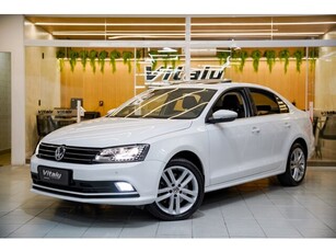 Volkswagen Jetta 2.0 TSI Highline DSG 2016