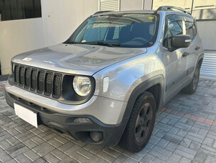 Jeep Renegade 1.8 Flex Aut. 5p