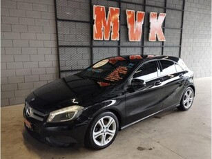 Mercedes-Benz Classe A 200 Urban 1.6 DCT Turbo 2014