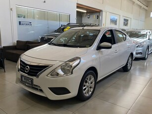 Nissan Versa 1.6 16V SV CVT (Flex)