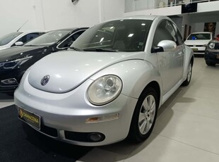 VOLKSWAGEN NEW BEETLE