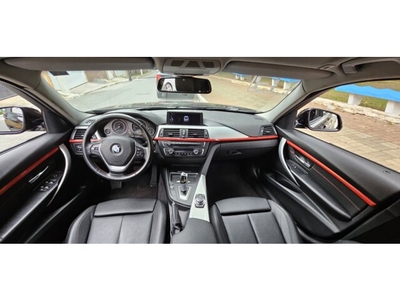 BMW Série 3 320i 2.0 Sport (Aut) 2013