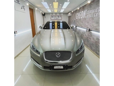 Jaguar XF 2.0 Premium Luxury 2013