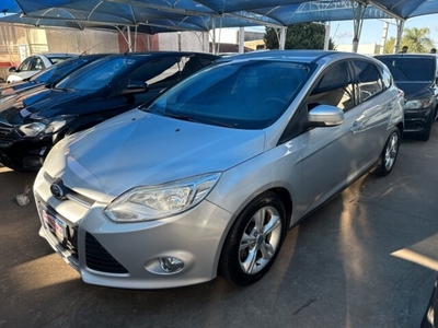 Ford Focus Hatch SE 1.6 16V TiVCT PowerShift 2014