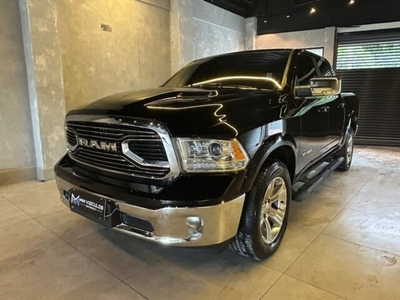 RAM Classic 5.7 V8 Laramie 4WD 2022