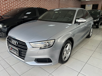 Audi A3 Sedan 1.4 Tfsi Ambiente Flex Tiptronic 4p