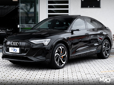 Audi E-tron Sportb. Perf.Black Aut.(Elétrico)