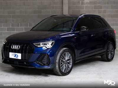 Audi Q3 Performance Black 2.0 TFSI Tiptr. Quattro