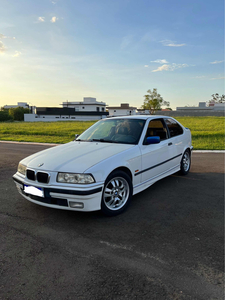 BMW Serie 3 1.9 3p