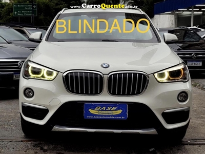 BMW X1 SDRIVE 20I X-LINE 2.0 TB ACTIVE FLEX BRANCO 2017 2.0 FLEX em São Paulo e Guarulhos