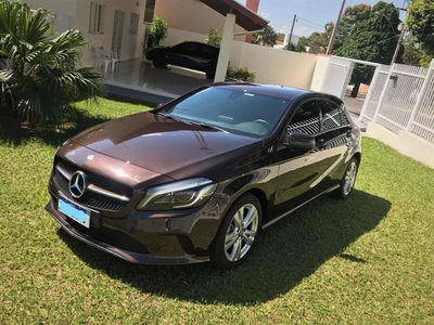 Mercedes-Benz Classe A 1.6 Turbo Flex 5p